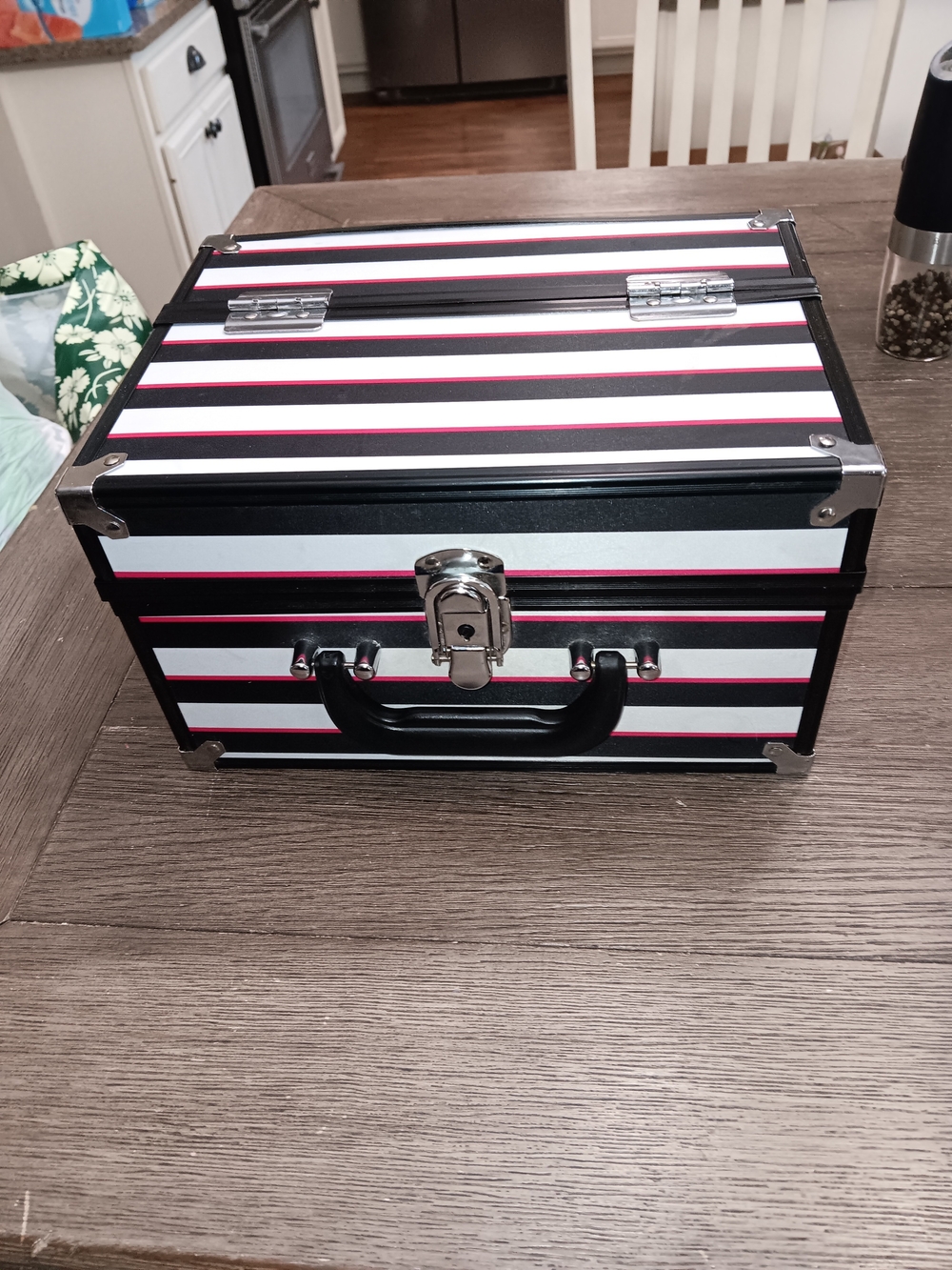 Unk Black, White & Pink Striped Portable Jewelry Organizer Case